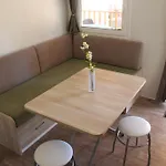 Mobile Homes Holiday Dream באסקה וודה