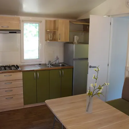 Mobile Homes Holiday Dream 3* Baska Voda