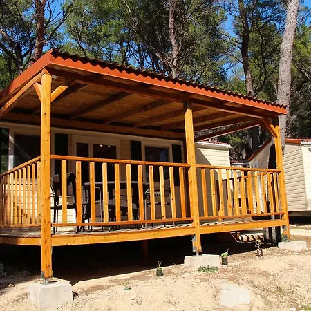 Mobile Homes Holiday Dream 3* Baska Voda