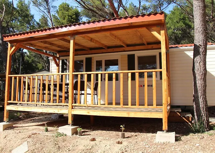 Mobile Homes Holiday Dream 3* Baška Voda